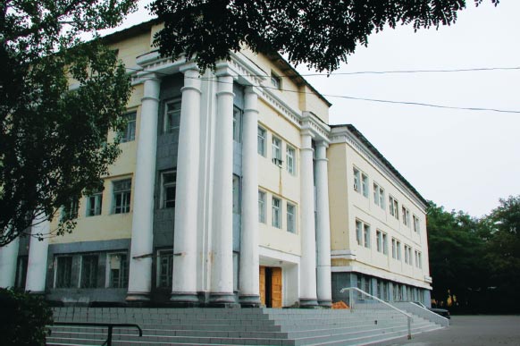 ДОННМУ ИМ. М. ГОРЬКОГО