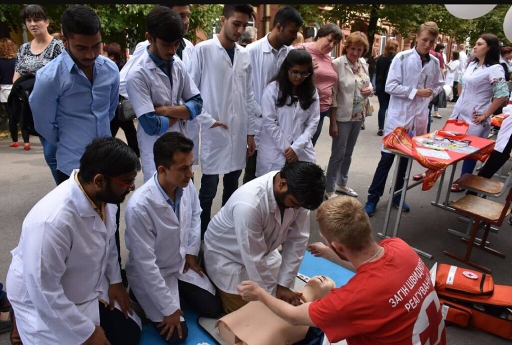 Study at Donetsk National Medical University (DNMU) to gain a globally recognised degree from Europe.