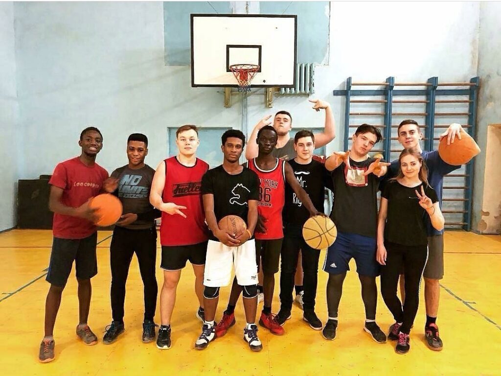We proud of our Donetsk National Medical University basketball team!
